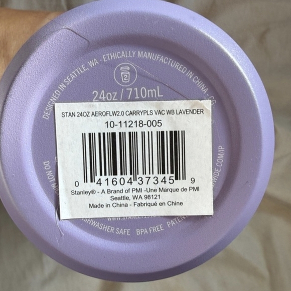Stanley IceFlow AeroLight Lavender 24 oz Cap &  Carry Water Bottle - Picture 11 of 11